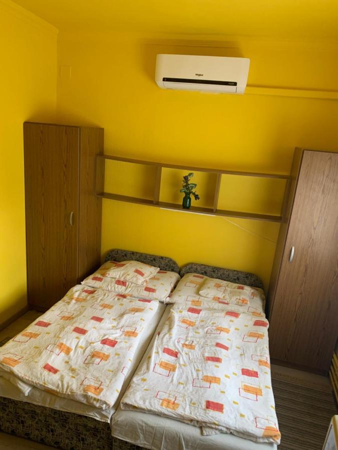 Zsuzsa Apartman Hajdúszoboszló Exterior foto